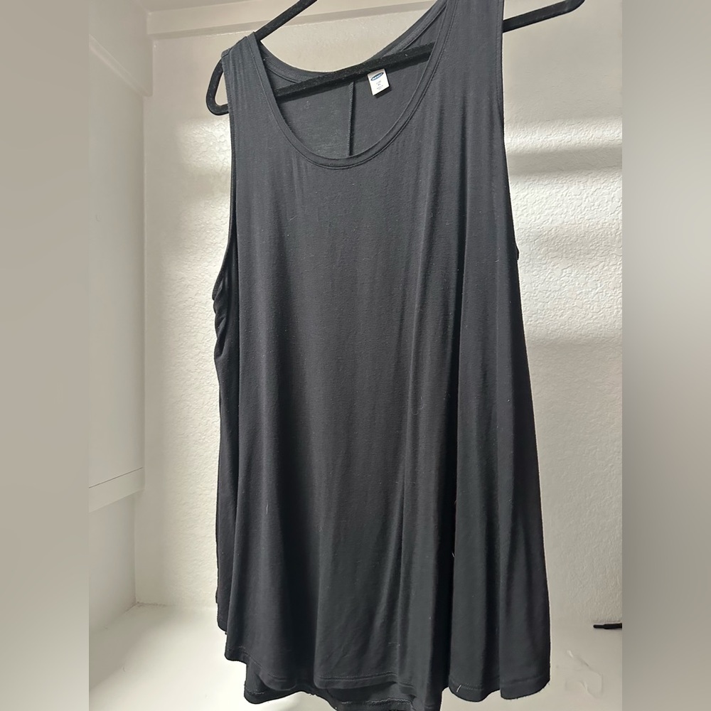 Black Old Navy Luxe tank top
